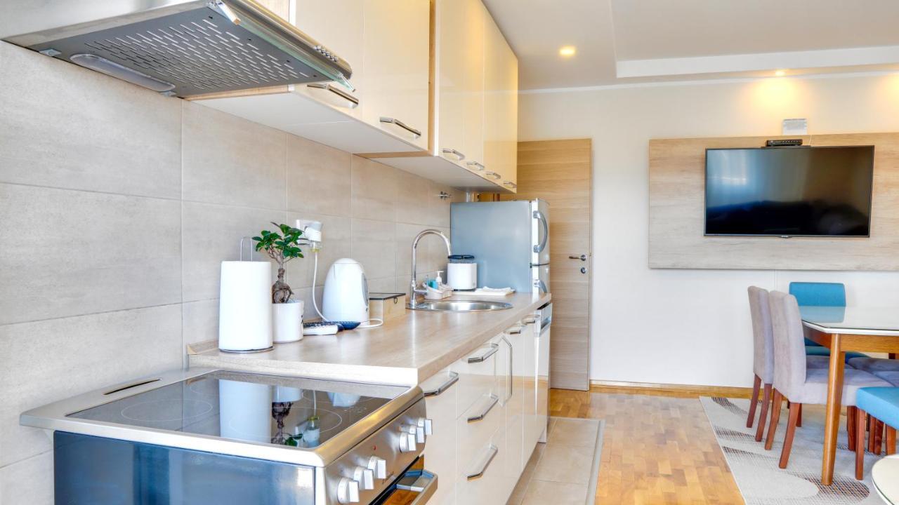 Milica 65M2, Free Parking & Wi-Fi Novi Sad Exterior foto